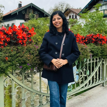 
                      Sakshi
                    
